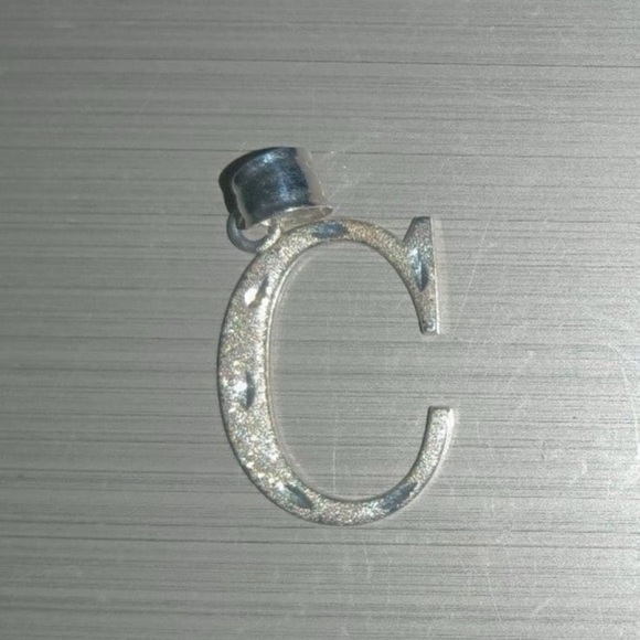 14k white gold letter C pendant - Picture 2 of 6